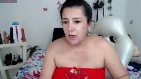 Snapshot of mom_17 chatting on 09-12-25, 09:37 Celeste online show from 09-12-25, 09:37