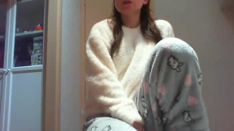 Hailey online show from 12-01-24, 10:43