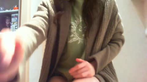 Hailey online show from 12-08-24, 03:43