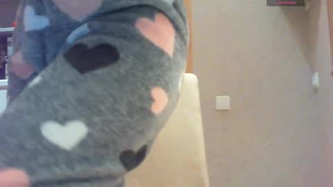 Hailey online show from 12-28-24, 09:51