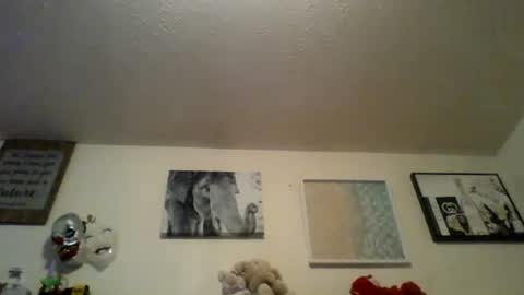 Snapshot of mommabearanpoppabear850 chatting on 09-10-25, 03:28 mommabearanpoppabear850 online show from 09-10-25, 03:28