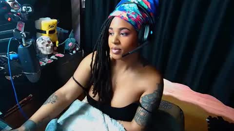 MOMMI SH3DEVIL online show from 04-03-26, 04:38