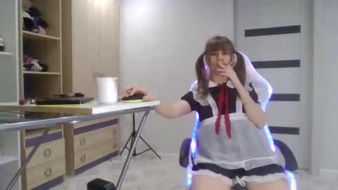 Snapshot of mommmy_ chatting on 09-17-25, 07:59 MommmY online show from 09-17-25, 07:59