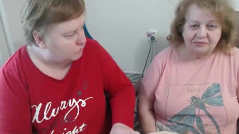 Snapshot of mommy99x chatting on 02-05-26, 09:14 Mommy99X online show from 02-05-26, 09:14