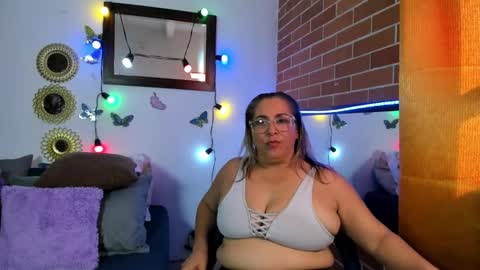 Maja online show from 02-22-25, 08:42