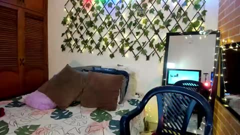 Maja online show from 03-08-25, 08:14