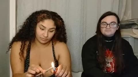 Snapshot of mommybubbles2 chatting on 02-25-25, 04:35 Mommy Bubbles online show from 02-25-25, 04:35