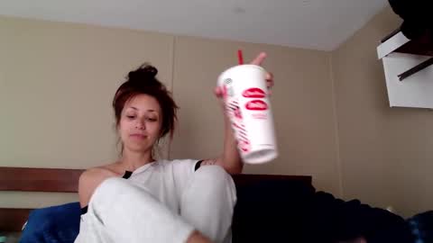 mommyswett online show from 11-10-25, 09:14