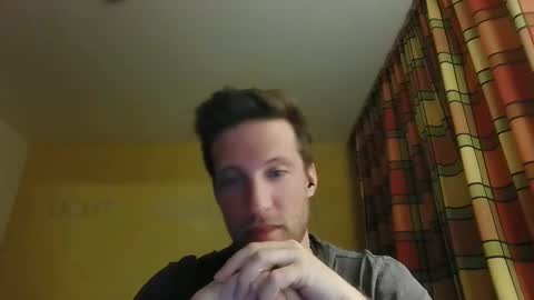 Snapshot of moms_little_monster chatting on 12-04-24, 09:02 moms_little_monster online show from 12-04-24, 09:02