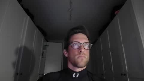 moms_little_monster online show from 11-30-25, 06:56