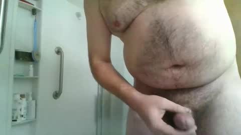 Snapshot of momsloveing chatting on 01-14-26, 02:17 justTHEit online show from 01-14-26, 02:17