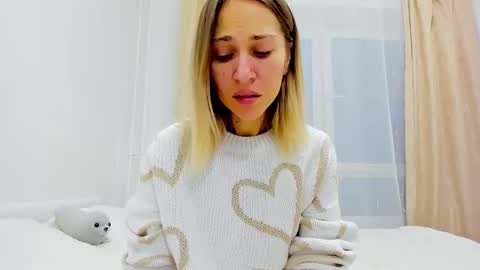 Mona online show from 12-11-24, 05:10