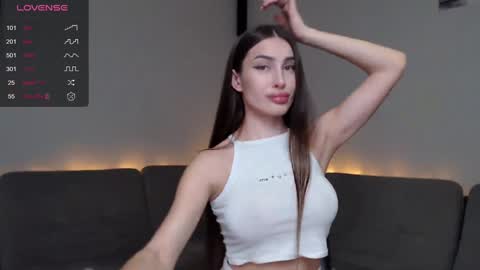 Snapshot of mona_saxxx chatting on 12-12-24, 02:44 Hey Guys im Mona. PVT is Open Please Make me CUM online show from 12-12-24, 02:44
