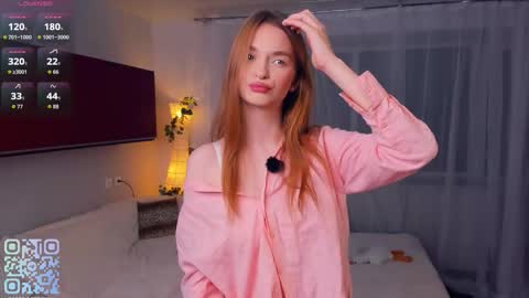 Snapshot of monabrickell chatting on 10-16-25, 07:15 Mona online show from 10-16-25, 07:15