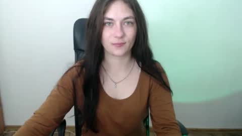 monakali online show from 12-18-25, 07:14