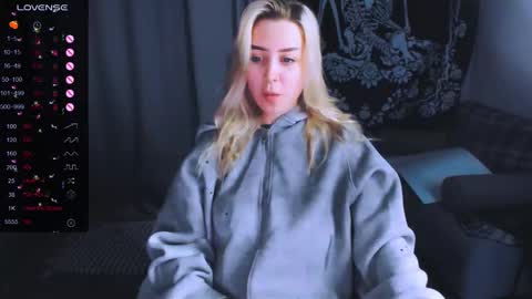 Snapshot of monalauu chatting on 02-13-26, 03:41 online show from 02-13-26, 03:41