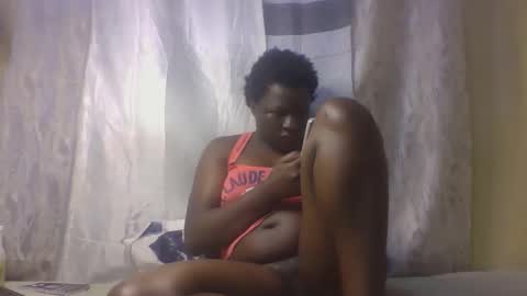 Snapshot of monalisaah chatting on 09-16-25, 01:23 monalisaah online show from 09-16-25, 01:23