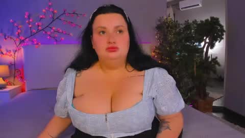 Monica online show from 05-21-26, 12:12