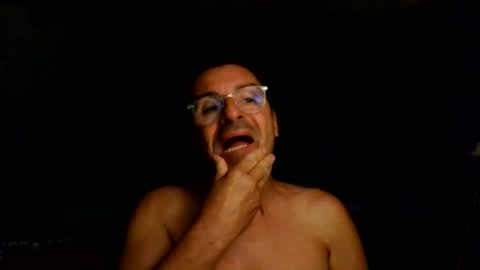 Snapshot of mondess69 chatting on 08-02-26, 04:00 mondess69 online show from 08-02-26, 04:00
