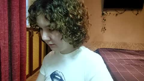 Snapshot of monetfortes chatting on 03-11-26, 09:32 Hello world im Eva D glad to see u here all D online show from 03-11-26, 09:32