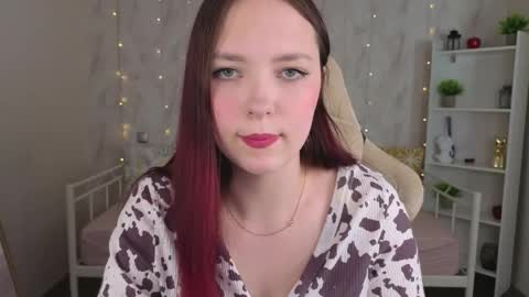 Monica online show from 05-15-26, 05:36