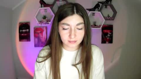 sweet girl and shine body online show from 09-13-25, 06:13