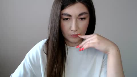 sweet girl and shine body online show from 07-27-26, 06:42