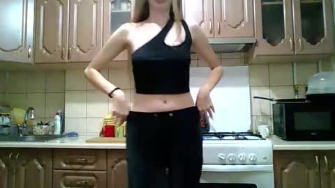 Monica online show from 10-26-25, 09:31