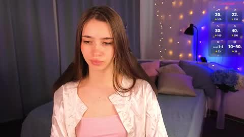 Hi  Im Monica  online show from 05-28-26, 02:03