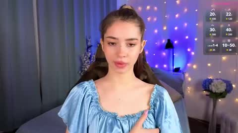 Hi  Im Monica  online show from 06-01-26, 01:57