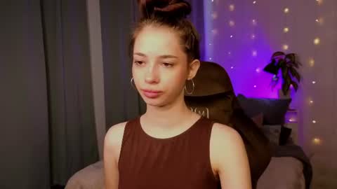 Snapshot of monica_venom chatting on 07-18-26, 01:37 Hi Im Monica online show from 07-18-26, 01:37