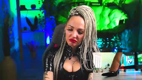 Monika online show from 03-01-25, 06:32