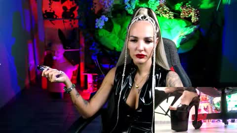 Monika online show from 10-14-25, 11:11