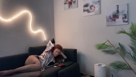 Monica online show from 01-17-26, 10:42