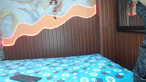 monicamoon303av online show from 12-22-25, 12:35