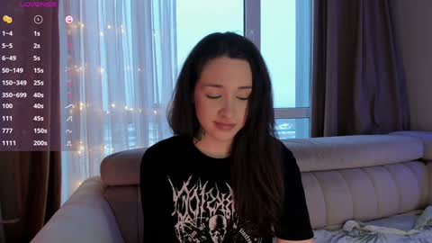 Monica online show from 02-08-25, 01:54