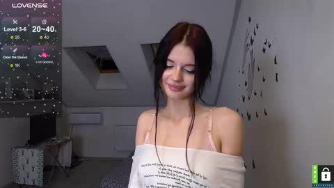 Snapshot of monika_mikado chatting on 12-04-25, 12:31 monika_mikado online show from 12-04-25, 12:31