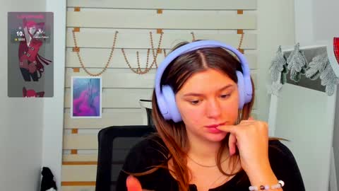 Snapshot of monika_youu chatting on 12-30-24, 02:51 Monika online show from 12-30-24, 02:51