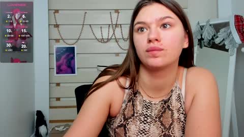 Snapshot of monika_youu chatting on 01-15-25, 07:55 Monika online show from 01-15-25, 07:55