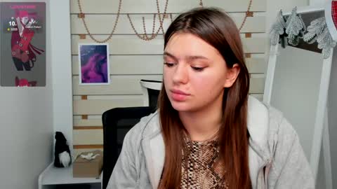 Snapshot of monika_youu chatting on 01-16-25, 02:41 Monika online show from 01-16-25, 02:41