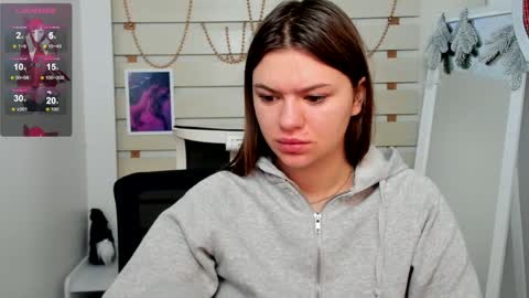 Snapshot of monika_youu chatting on 01-16-25, 01:36 Monika online show from 01-16-25, 01:36