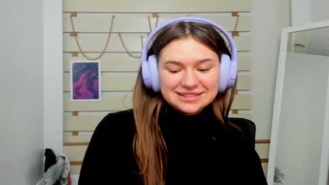 Snapshot of monika_youu chatting on 02-08-25, 04:47 Monika online show from 02-08-25, 04:47