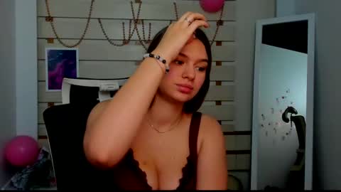 Snapshot of monika_youu chatting on 02-12-25, 10:37 Monika online show from 02-12-25, 10:37