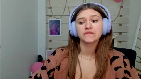 Snapshot of monika_youu chatting on 02-26-25, 02:03 Monika online show from 02-26-25, 02:03