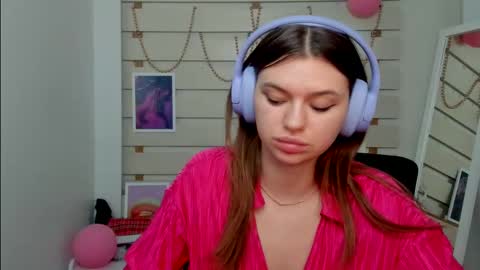 Snapshot of monika_youu chatting on 02-26-25, 05:17 Monika online show from 02-26-25, 05:17