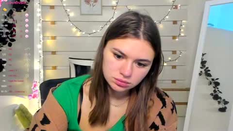 Snapshot of monika_youu chatting on 11-15-25, 01:40 Monika online show from 11-15-25, 01:40