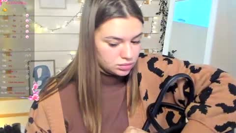 Snapshot of monika_youu chatting on 11-24-25, 02:28 Monika online show from 11-24-25, 02:28