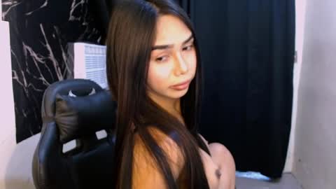 Snapshot of monikaaaaaaaaaa chatting on 06-08-26, 01:28 monikaaaaaaaaaa online show from 06-08-26, 01:28