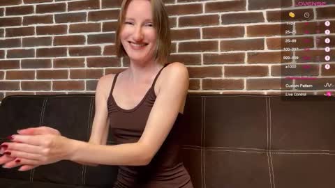 Snapshot of monikabos chatting on 10-24-25, 09:22 MonikaBos online show from 10-24-25, 09:22