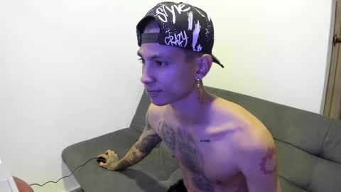 monkeyd_66 online show from 12-20-24, 11:32